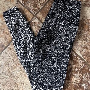 lululemon athletica Black and White Patterned Leggings